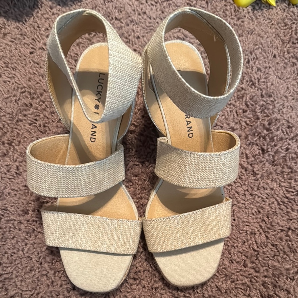 Lucky Brand Cream Sandals with Wide Straps and Ankle Design